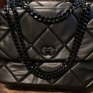 Gilda Paris Elegant Black Chain Shoulder Bag